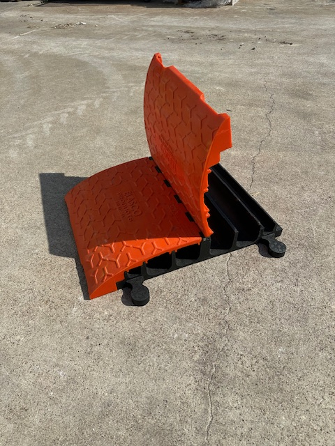Cable Protector Ramp - 40" x 27-1/2" x 7-1/4" - Image 5