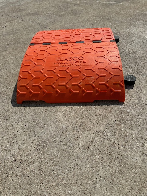 Cable Protector Ramp - 40" x 27-1/2" x 7-1/4" - Image 2