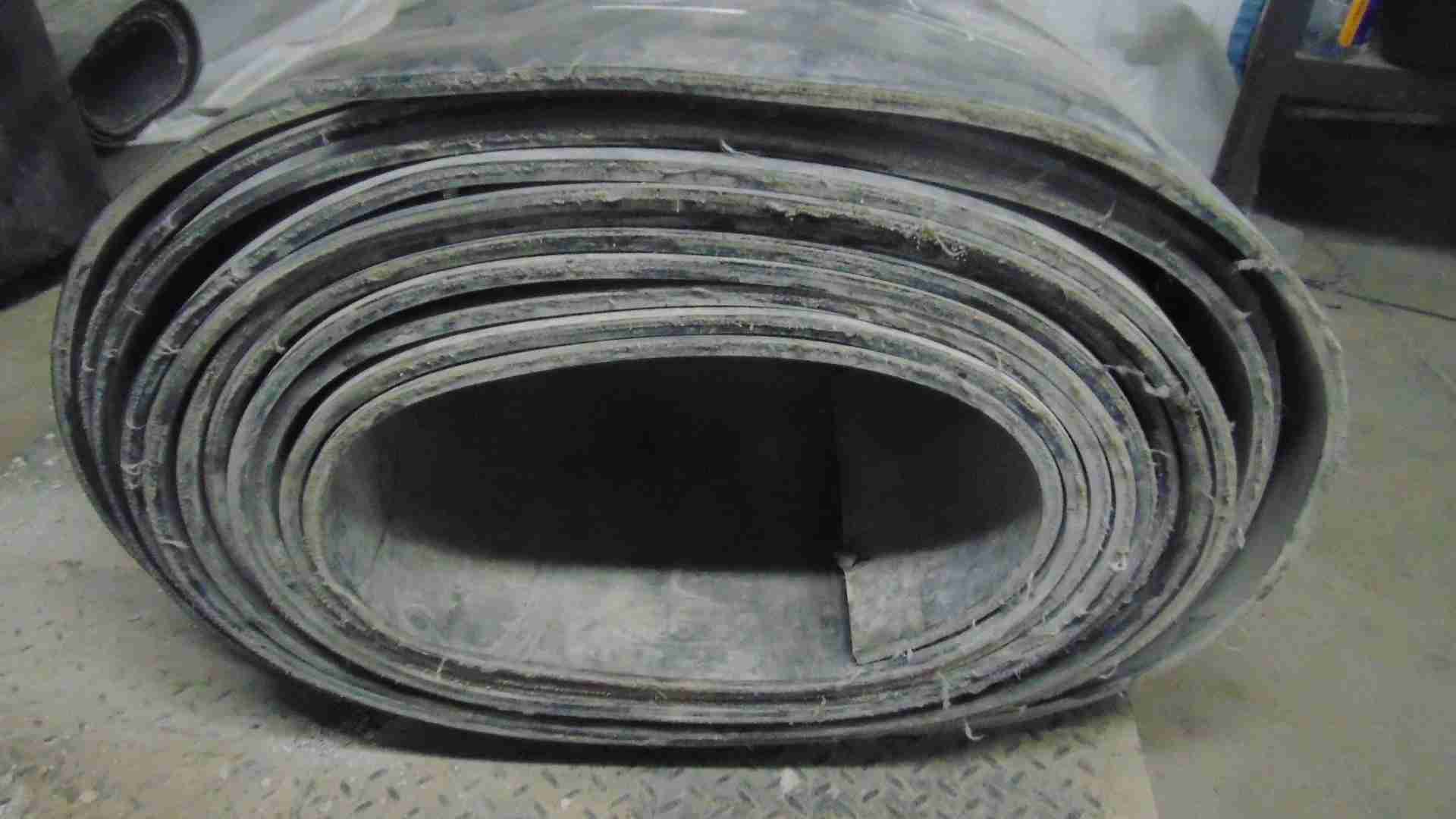 Conveyor 19"-30" x 70' x 1/2"-2 ply