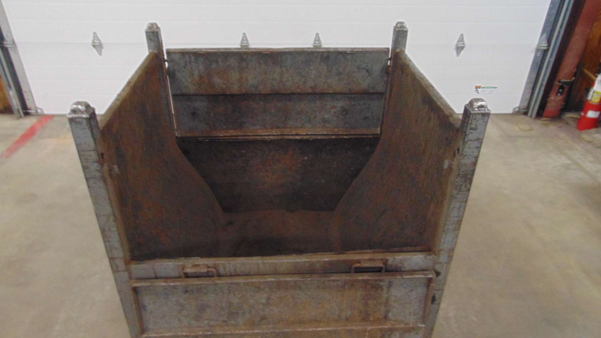 Steel Rolling Cart - 40-1/2" x 32" x 47" - Image 3