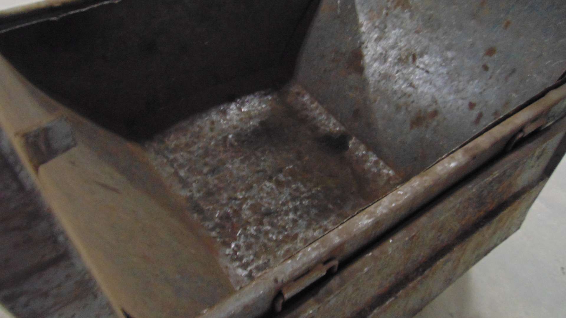 Steel Rolling Cart - 40-1/2" x 32" x 47" - Image 8