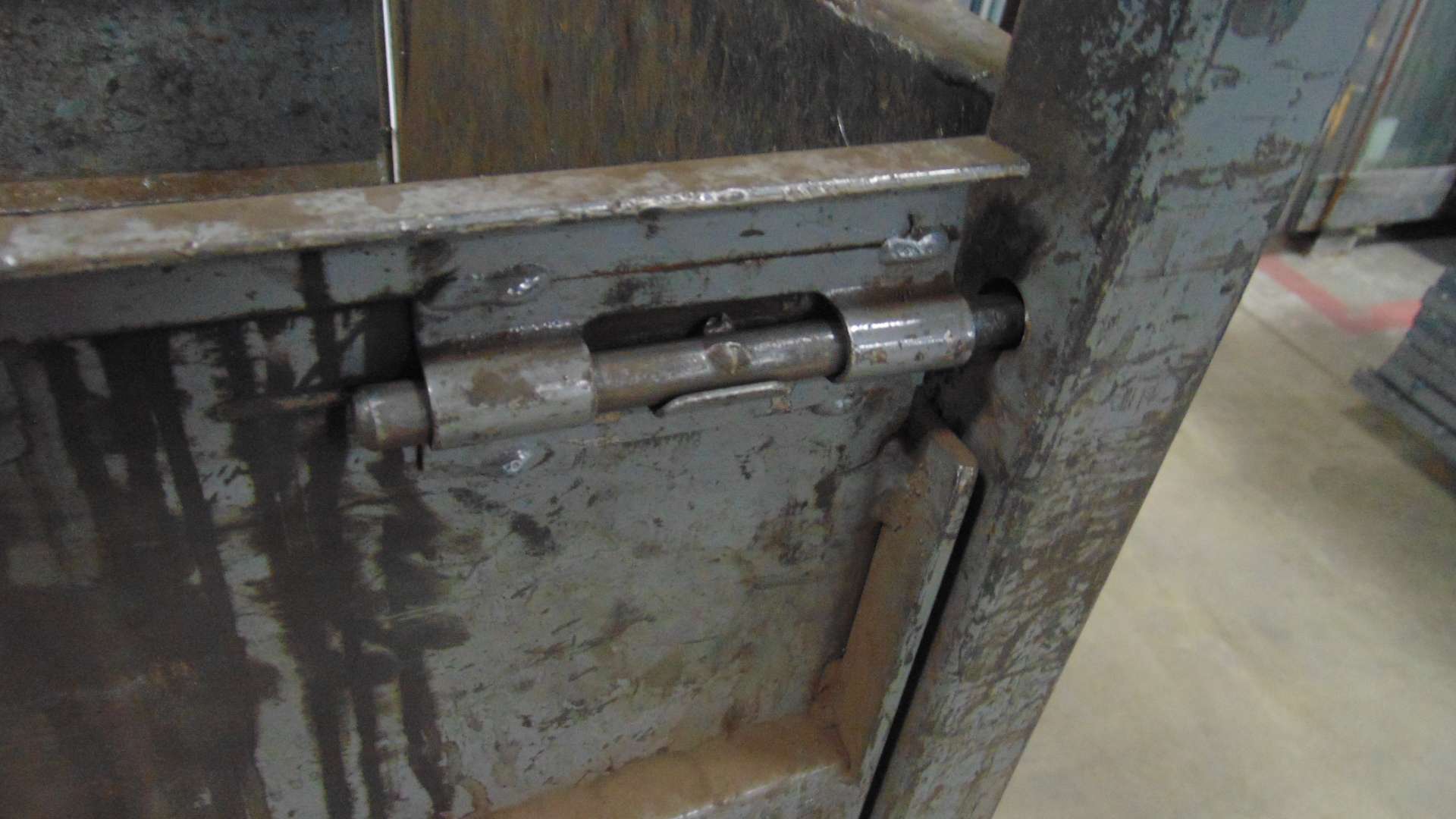 Steel Rolling Cart - 40-1/2" x 32" x 47" - Image 5