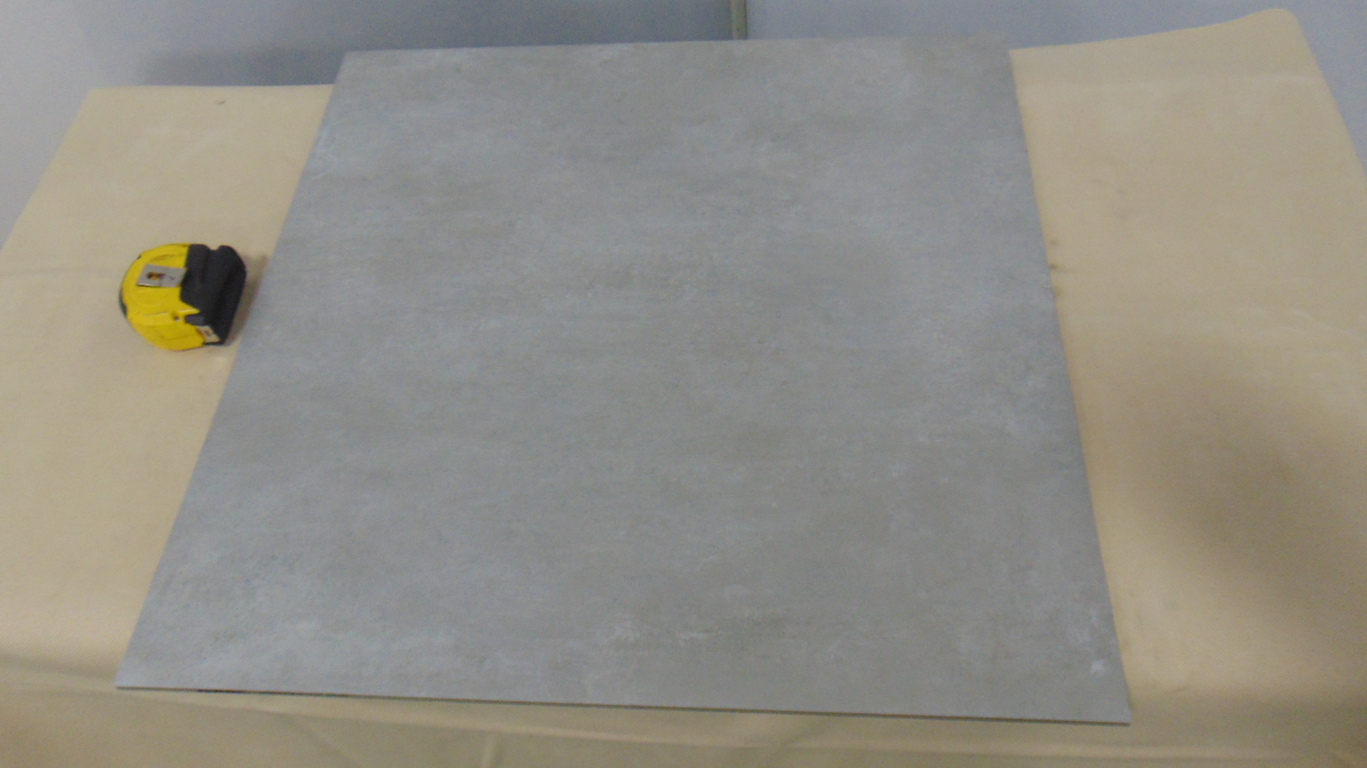 Astrino Platinum Matte - 24" x 24" - Image 7