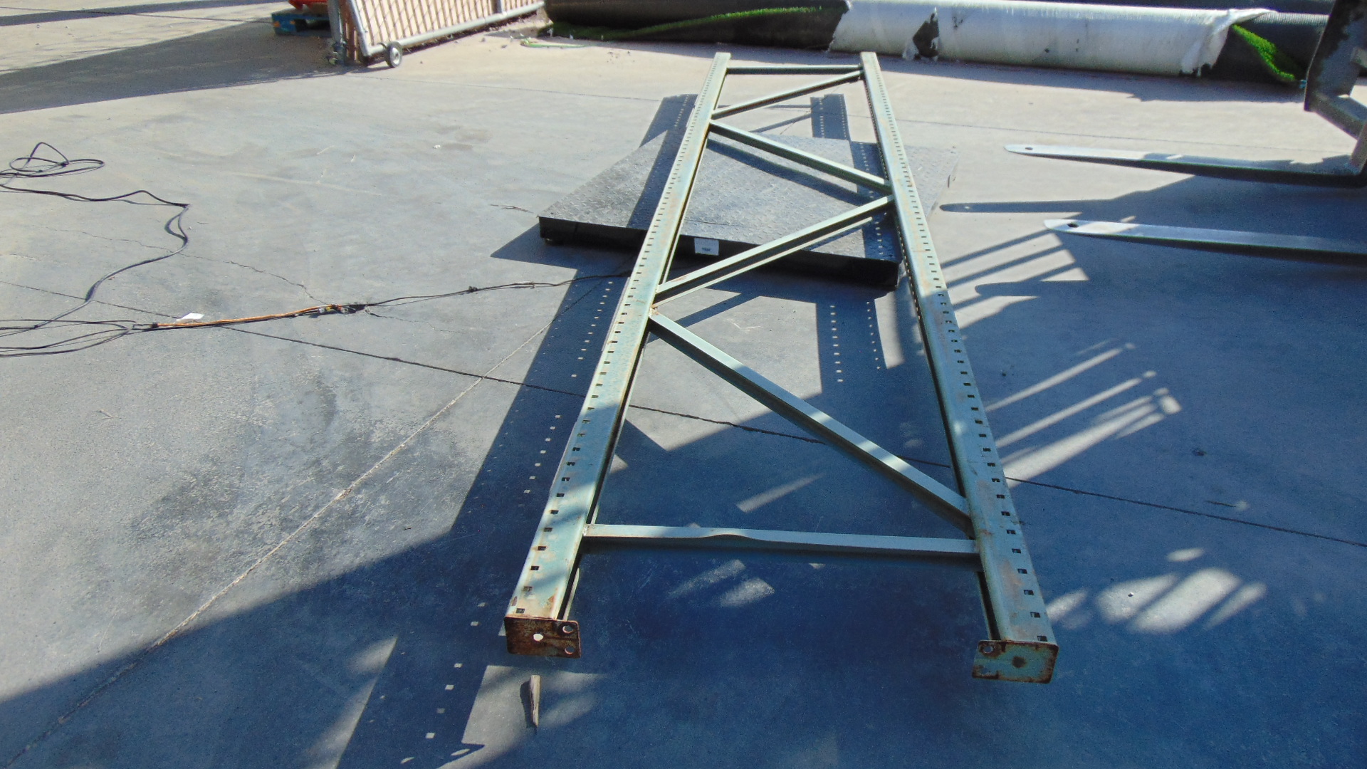 Pallet Racking Upright - 32" x 14' - Image 5