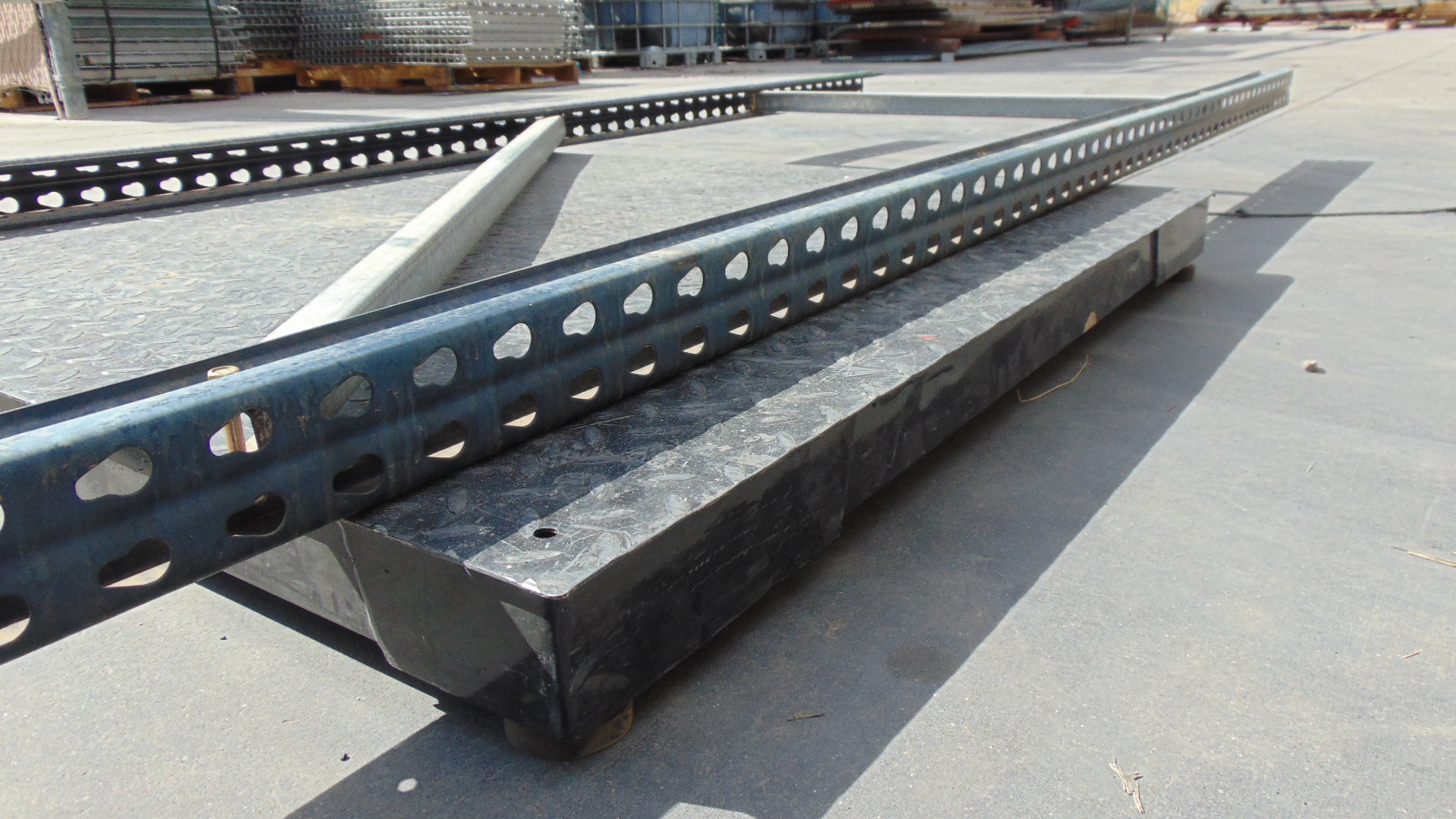 Pallet Racking Upright - 42" x 12' - Image 5