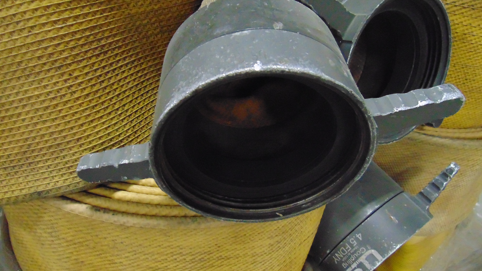 Fire Hose - 4-1/2" x 35' w/ 2 Couplings - Image 6
