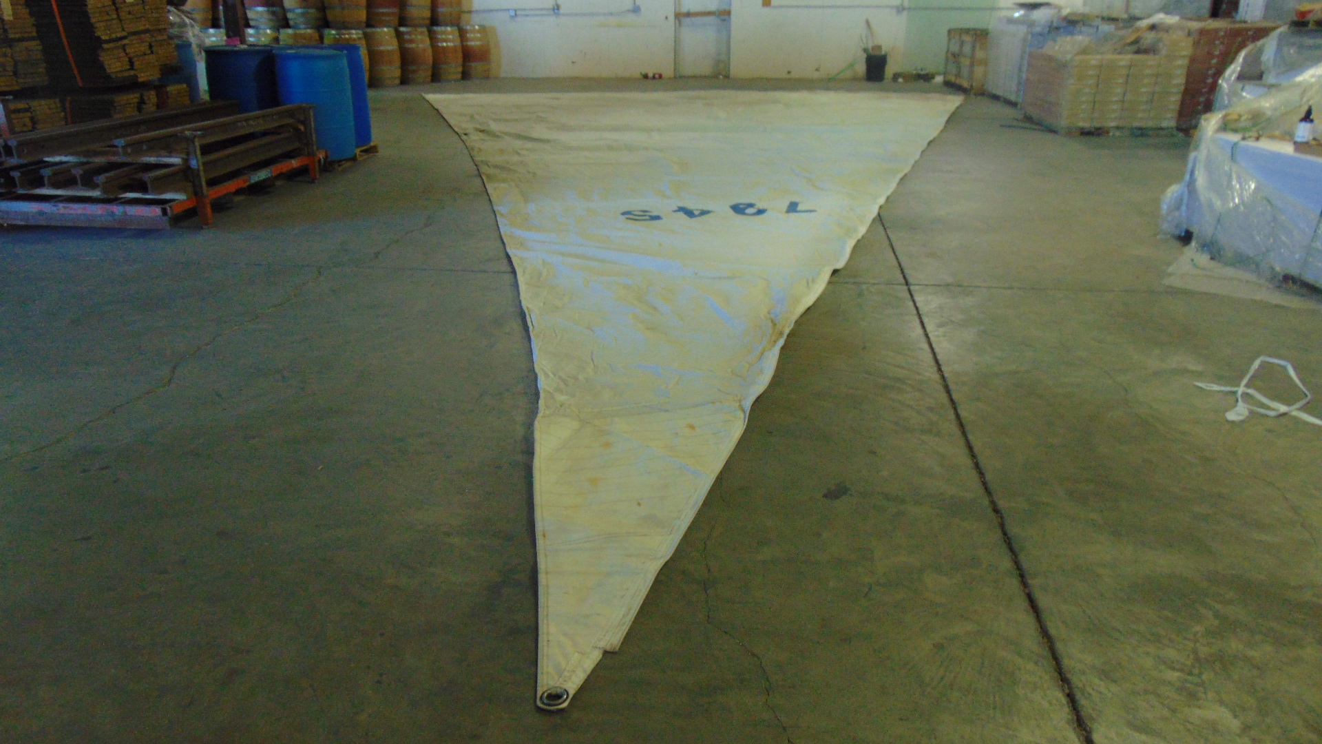 Columbia 43 Sail - 47.8' x 47.5' x 27.15'