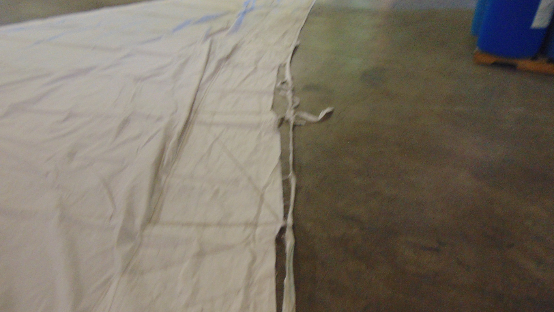 Cal 33 Sail - 43.9' x 40.5' x 19.5' - Image 2