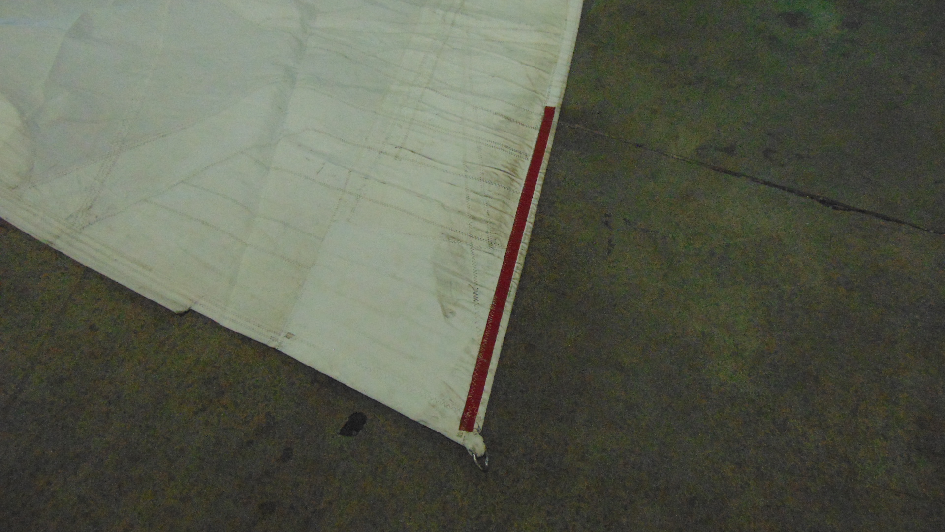 Cal 33 Sail - 43.9' x 40.5' x 19.5' - Image 3
