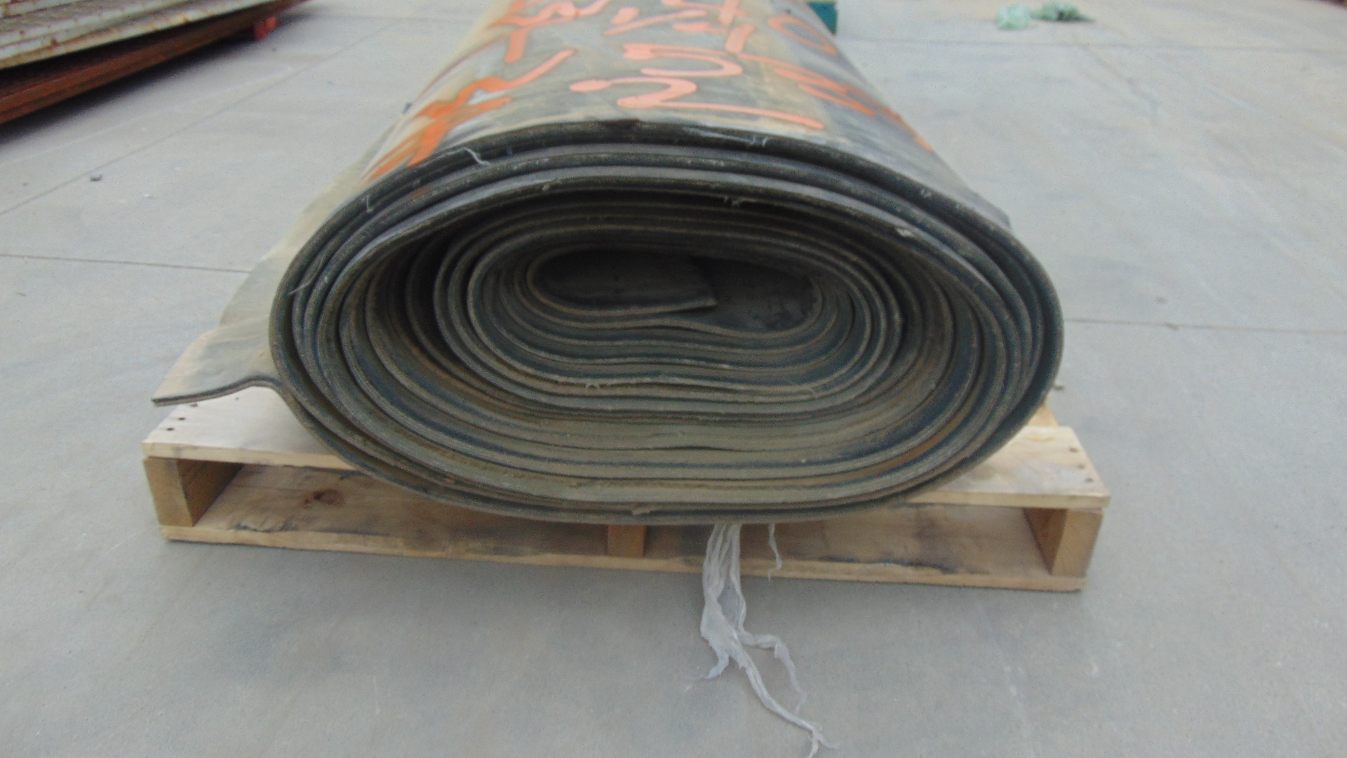 Conveyor 40" x 64' x 1/4" - 2 ply