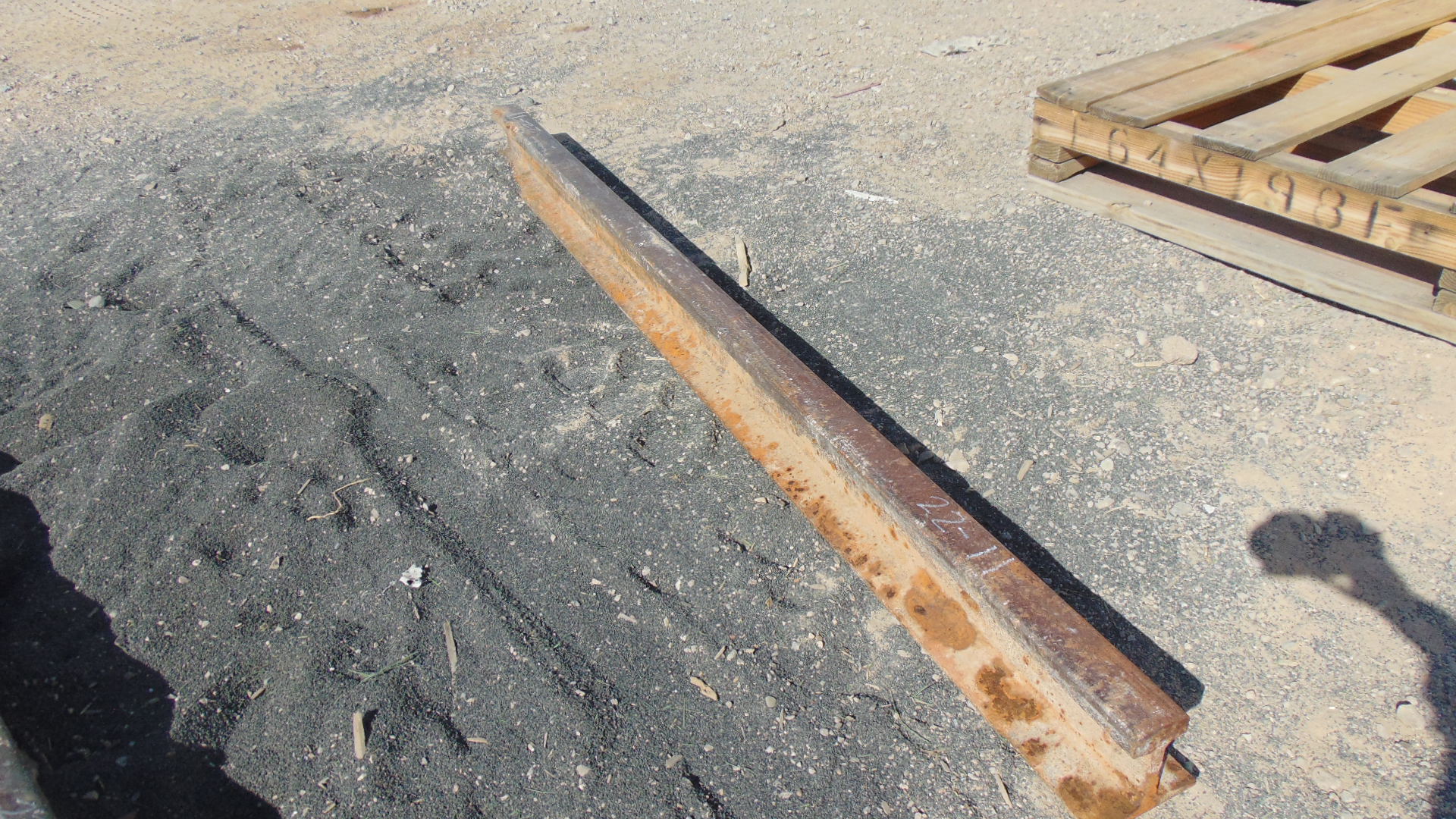 reclaimed steel railroad rail