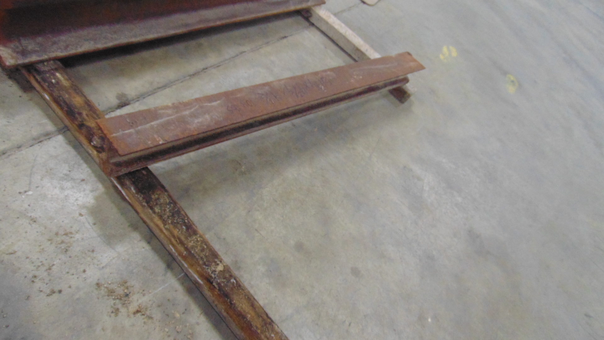 Reclaimed steel railroad rail