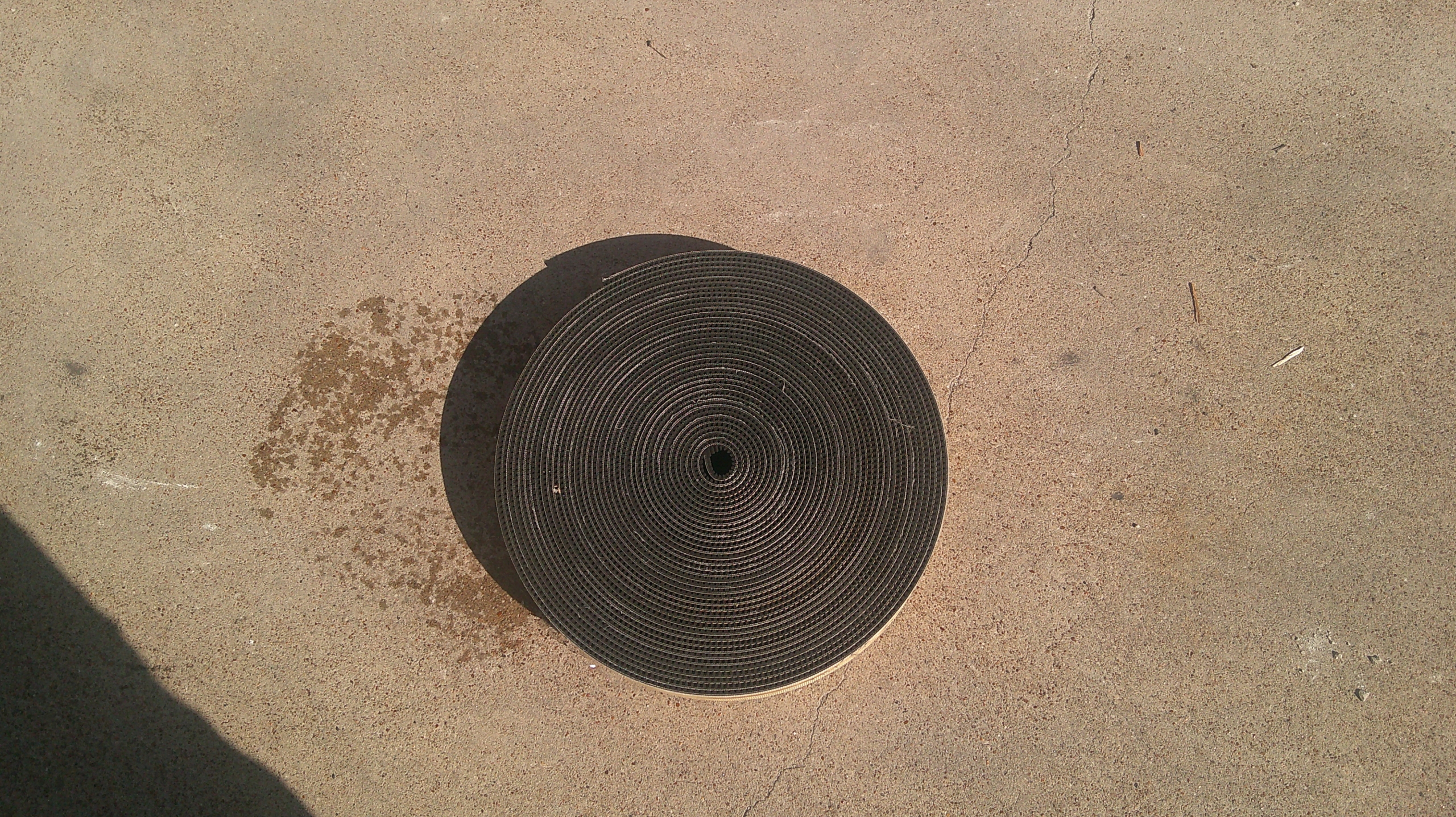 Rough Top Conveyor 3" x 90' x 1/8" - 1ply - Image 4