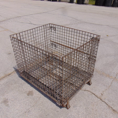 Collapsible Wire Bin