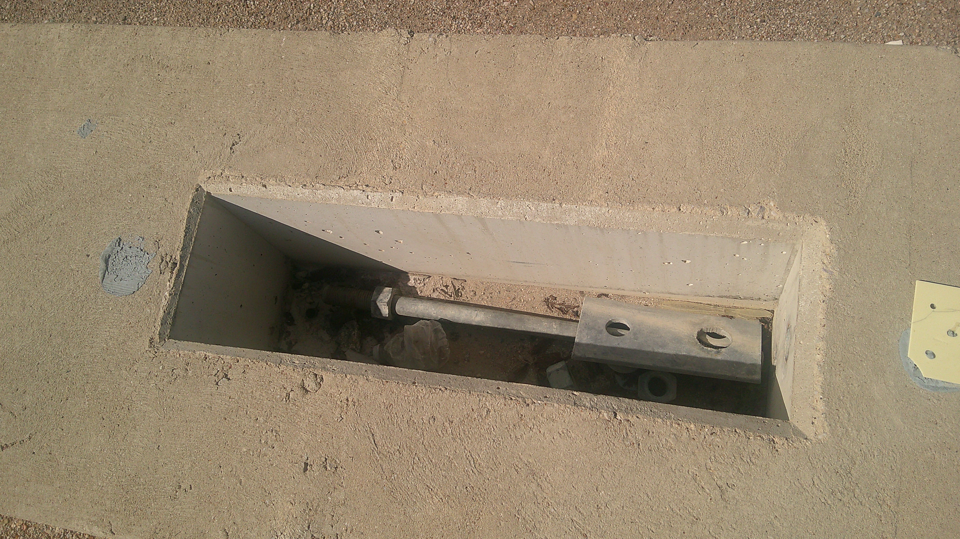 Low Profile Concrete Barrier