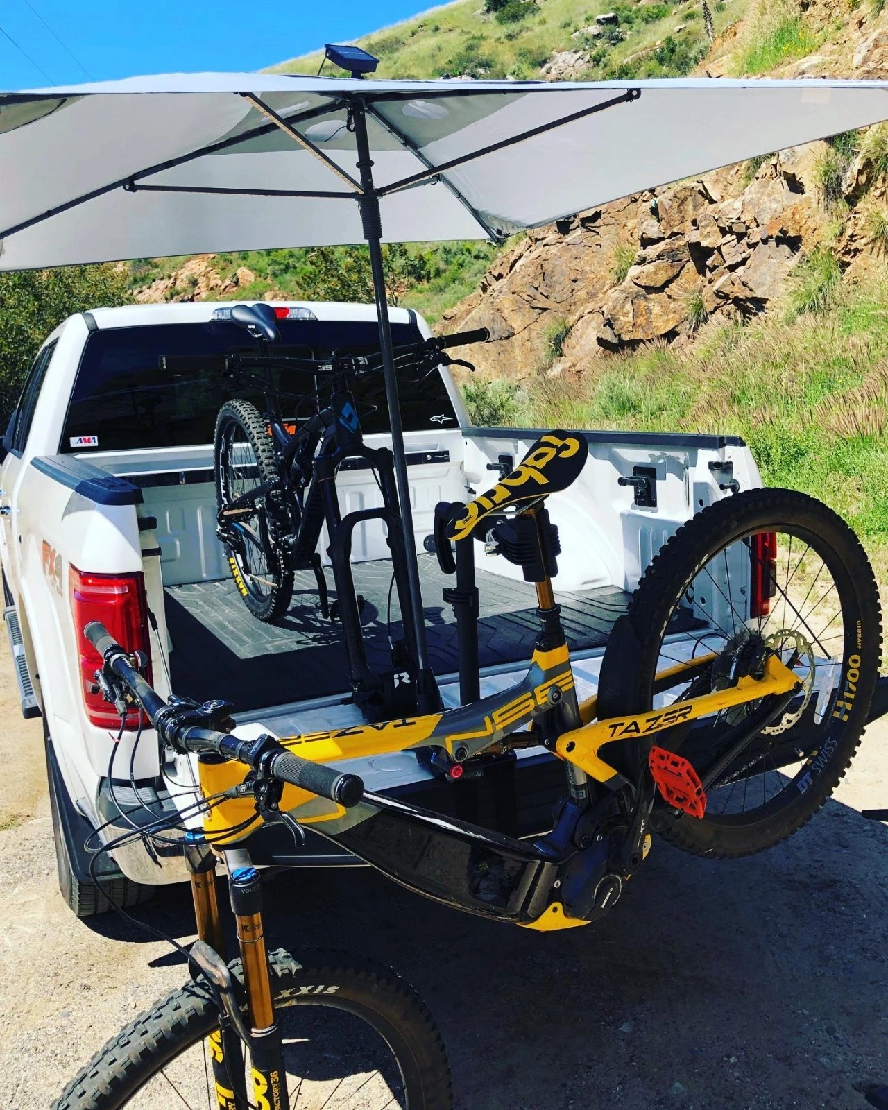 Lot of Railias Bike Racks - Mounts, Parasols, Sportrails - Wholesale Inventory - Image 16