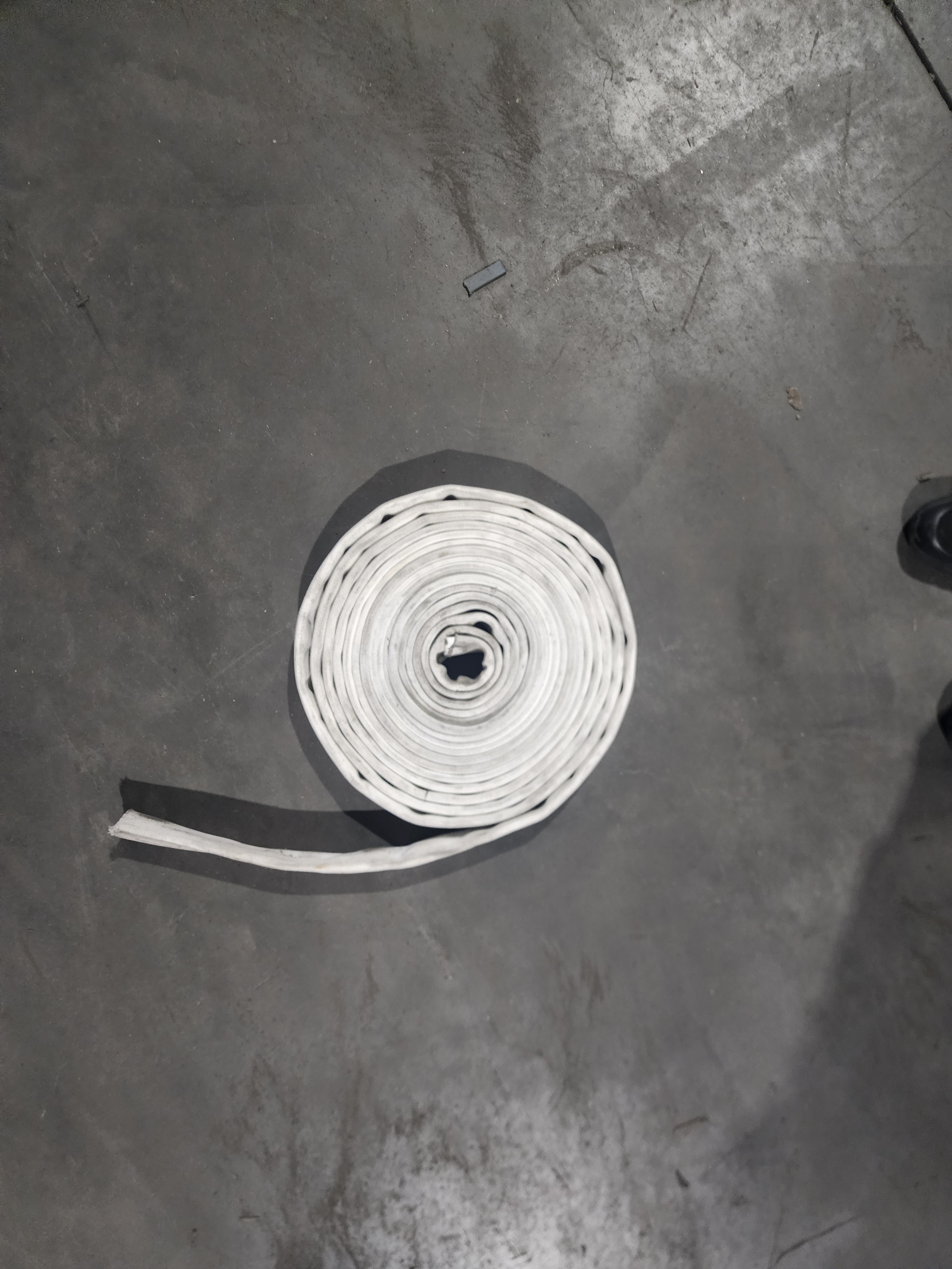Fire Hose - 1-1/2" x 50' - No Couplings - Image 4