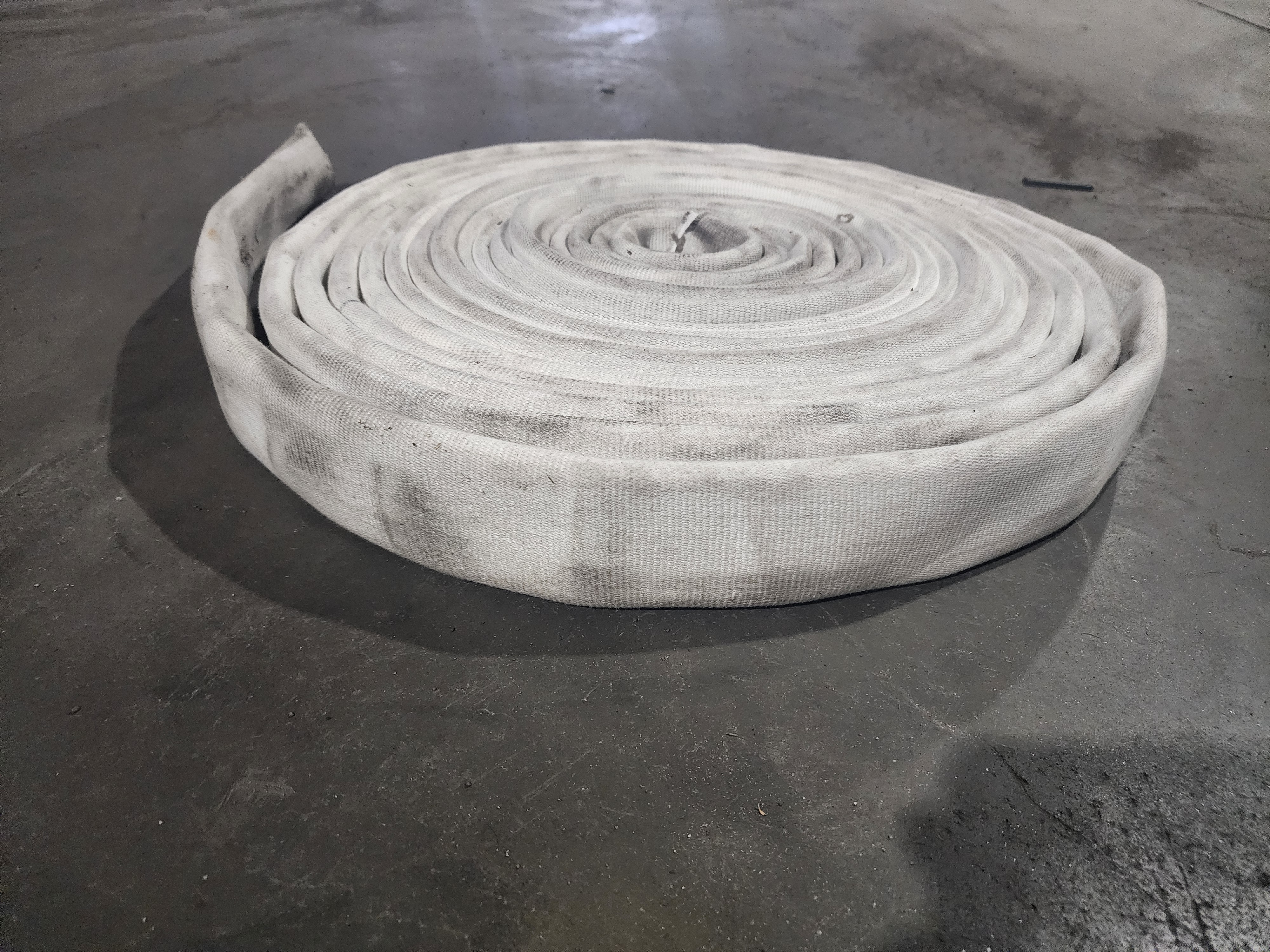 Fire Hose - 1-1/2" x 50' - No Couplings - Image 2