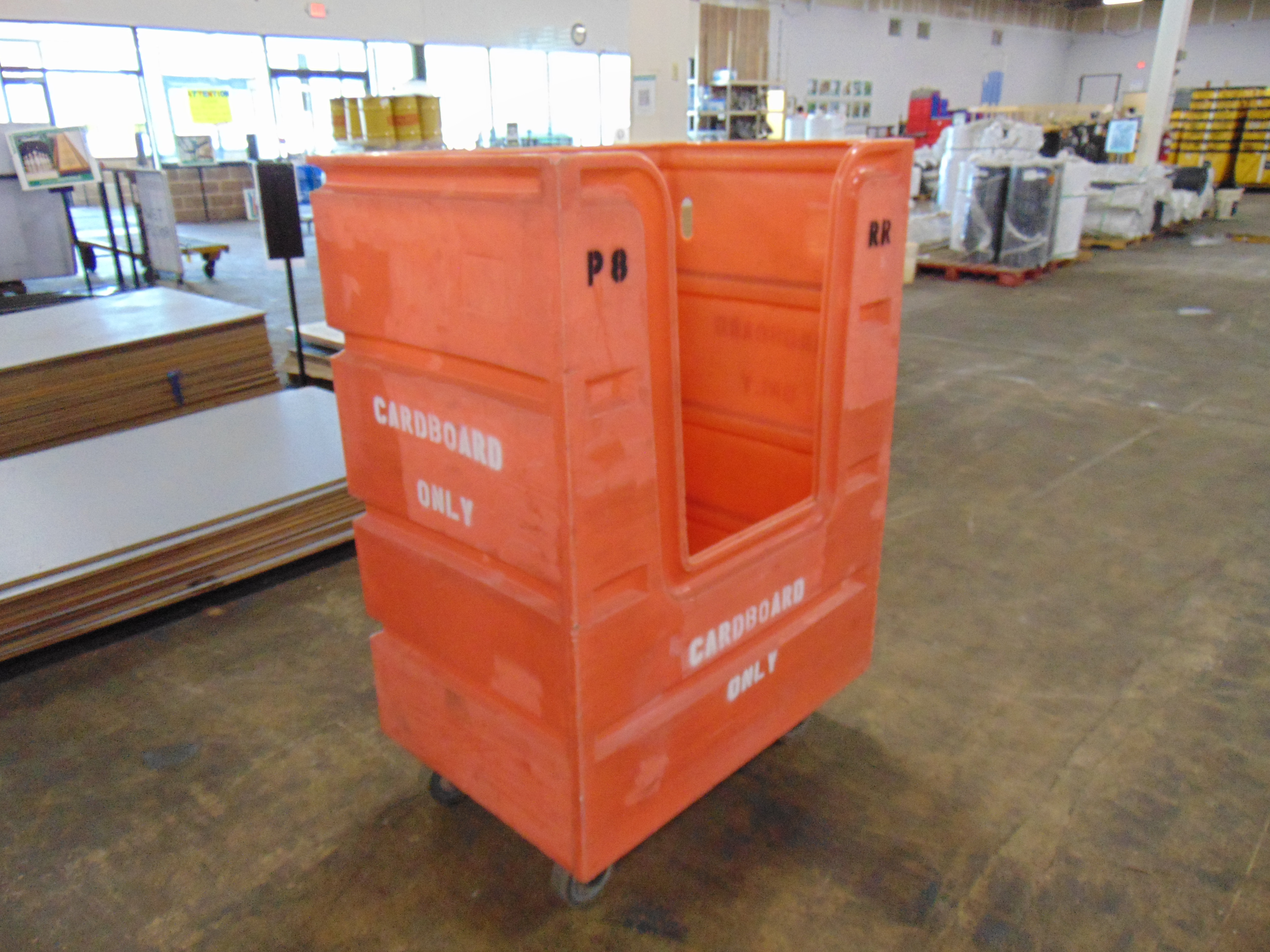 Poly Bulk Truck - 41" x 28" x 59" - No Lid - Image 3