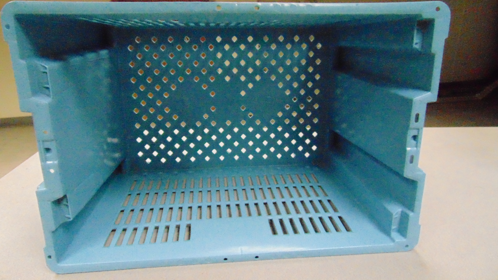 Vented Nest & Stack Bin