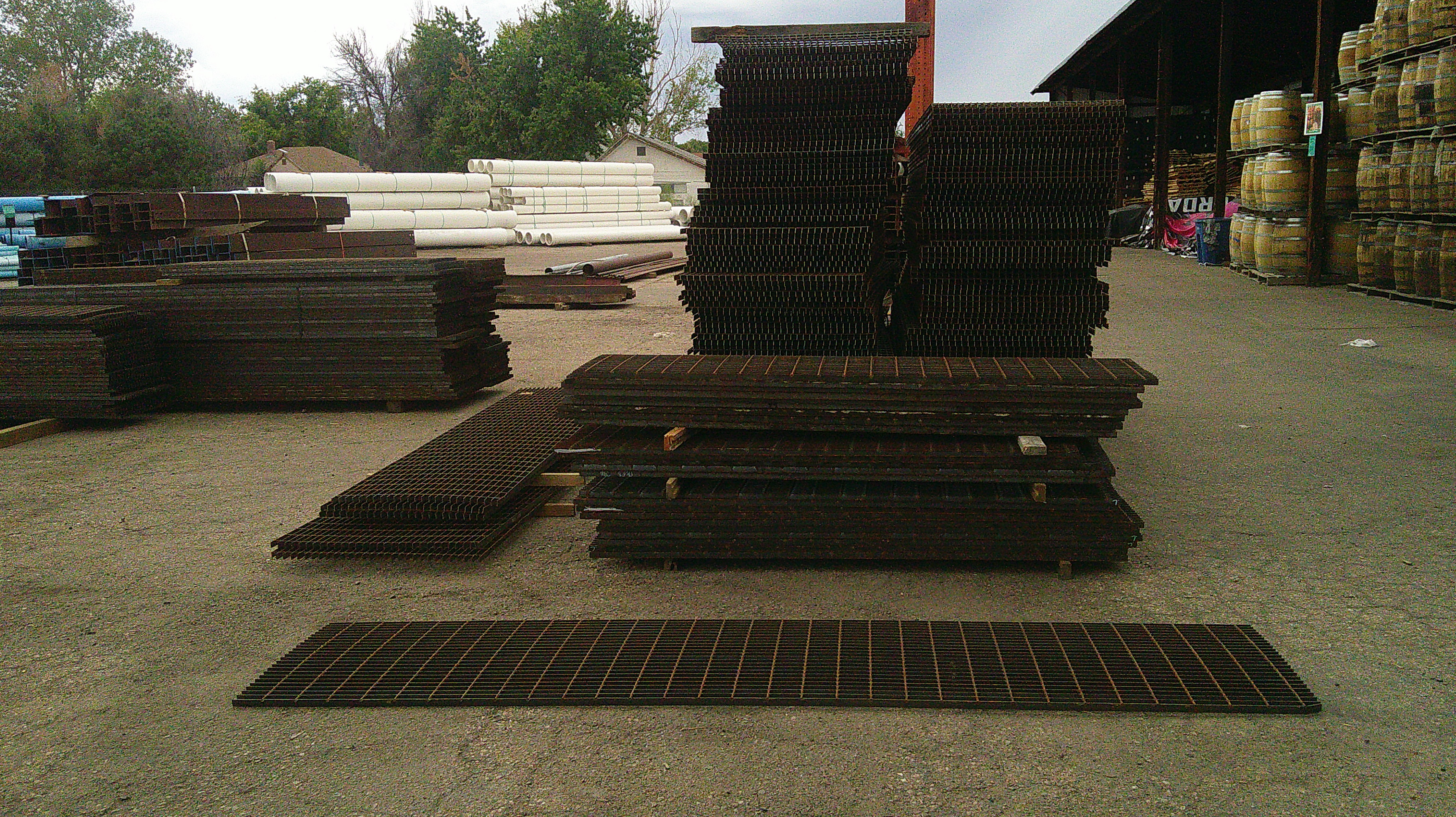 Steel Grating - 21-1/2" x 10' x 1" - Rusty - Image 9